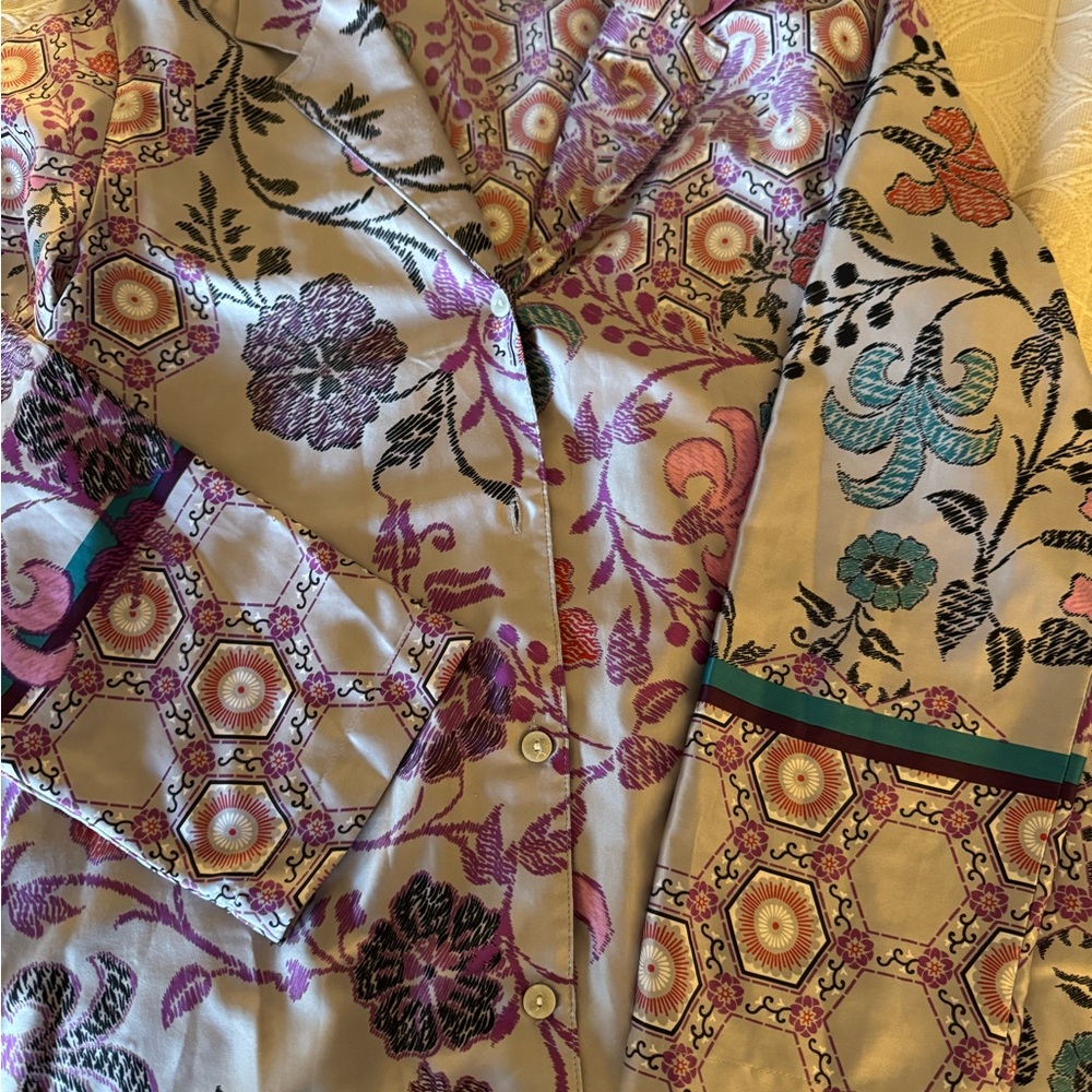 Beautiful Natori pajama set